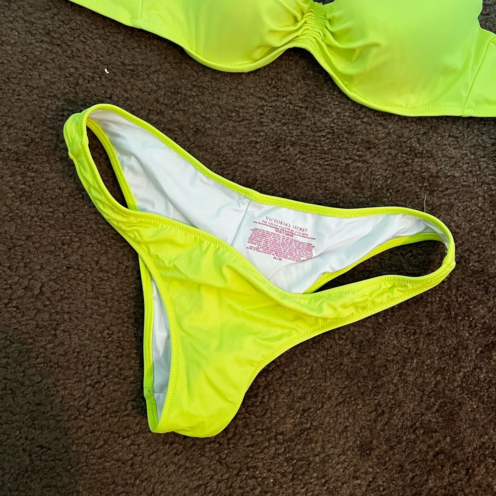 Neon Vs Bikini - image 4